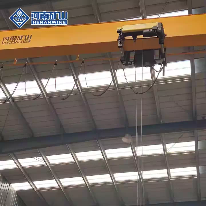 Low Clearance Lifting System with durable chain mechanism