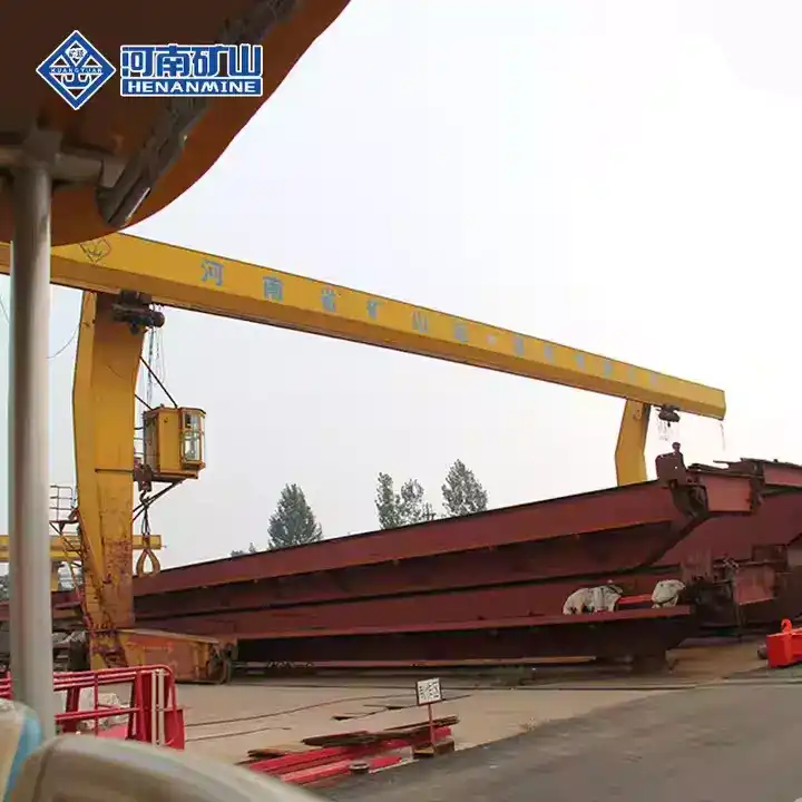 Light Duty L-Type Gantry Crane with Manual Hoist for Small Warehouses